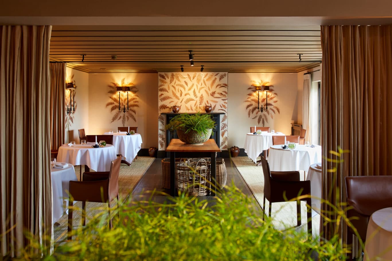 dining room and table sets