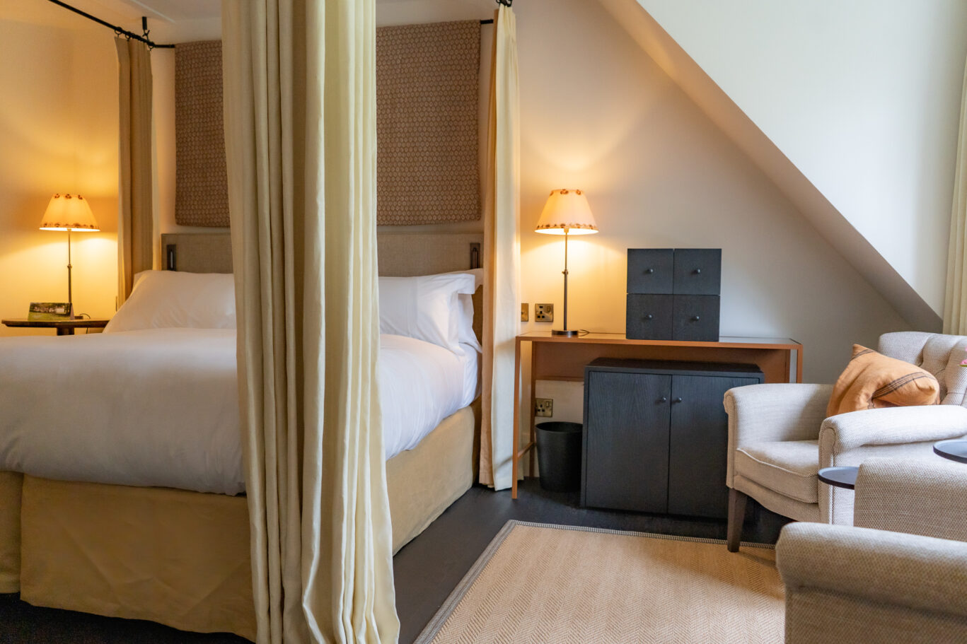 a bedroom at Grove